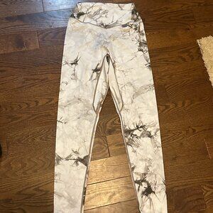 White and Gray leggings M